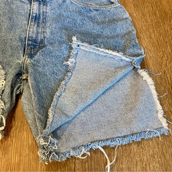 Vtg Jordache Jean Cutoff Shorts Denim High Rise Mismatched Lengths 8 - Picture 6 of 13